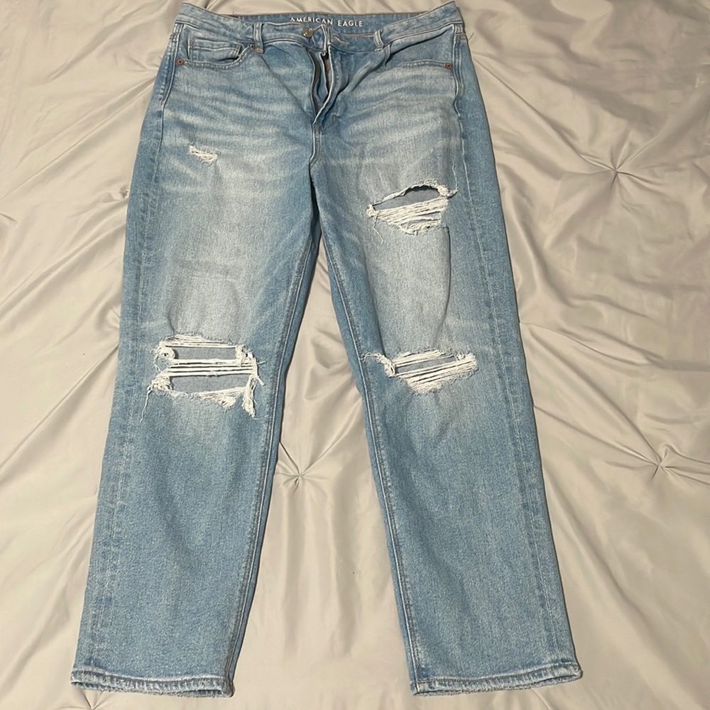 AE Stretch Ripped Mom Straight Jean